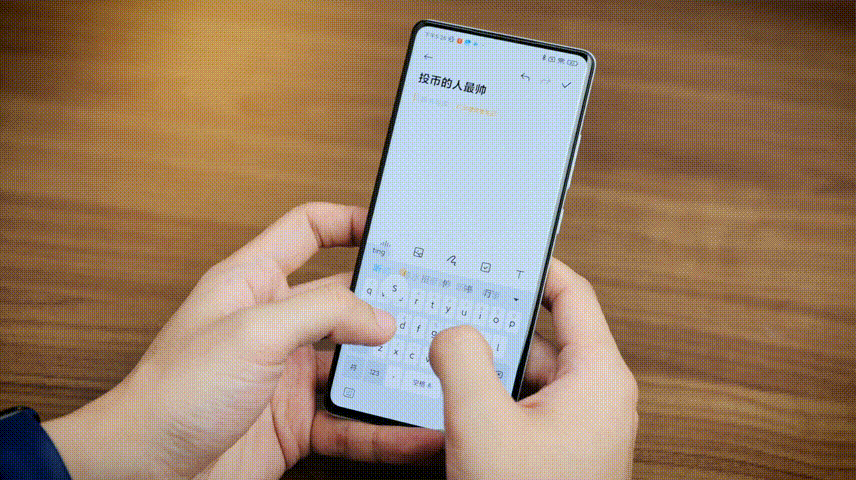 打游戏时如何防止震动手机_玩游戏手机震动_打游戏手机振动