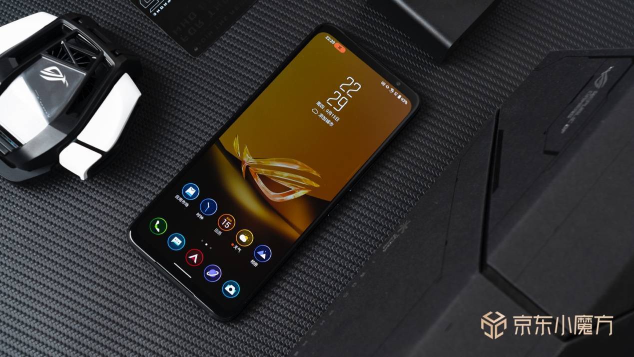 rog5游戏手机屏占比_rog游戏手机5是2k屏幕吗_rog游戏手机5屏幕