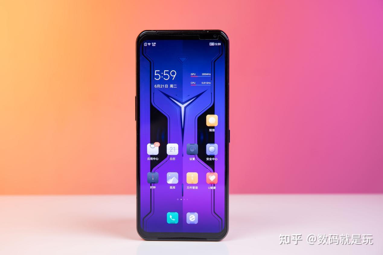 打个游戏手机烫的要死_打游戏烫死孩子_手机玩游戏烫会不会爆炸